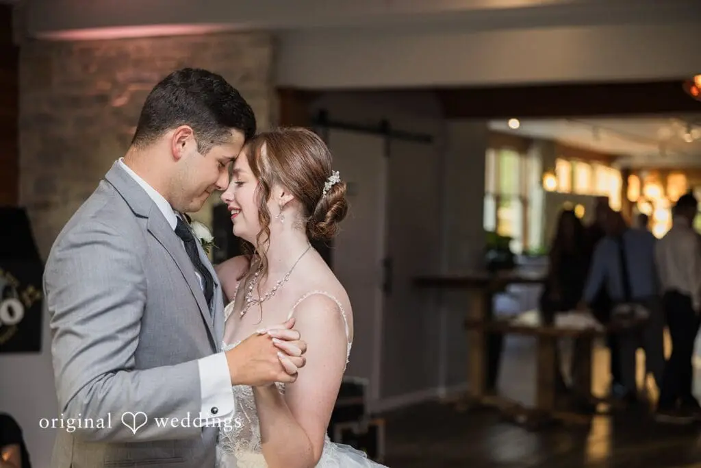 Valley of the Eagles Wedding // Kailey & Riley -