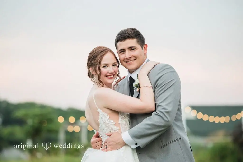 Valley of the Eagles Wedding // Kailey & Riley -