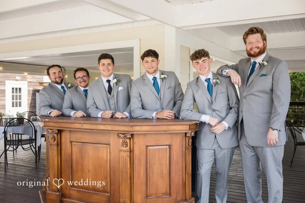 Valley of the Eagles Wedding // Kailey & Riley -