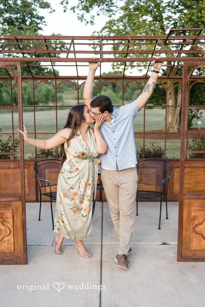 BEST Places for Engagement Photos in Chicago -
