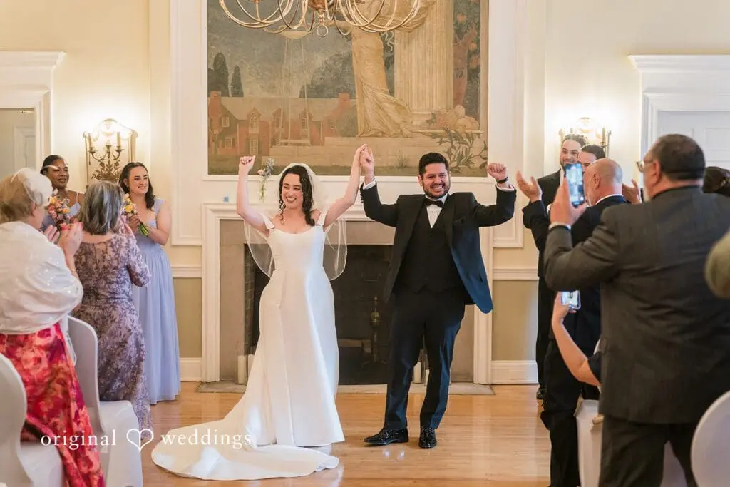 Women's Club Glen Ridge Wedding // Julia & Thiago -