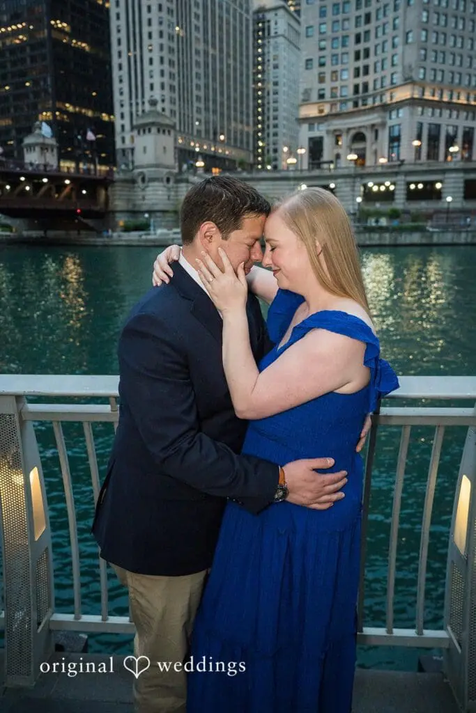 BEST Places for Engagement Photos in Chicago -