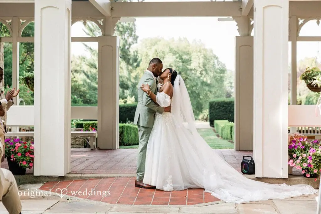 Fellows Riverside Gardens Wedding // Zaccheus & Andrea -
