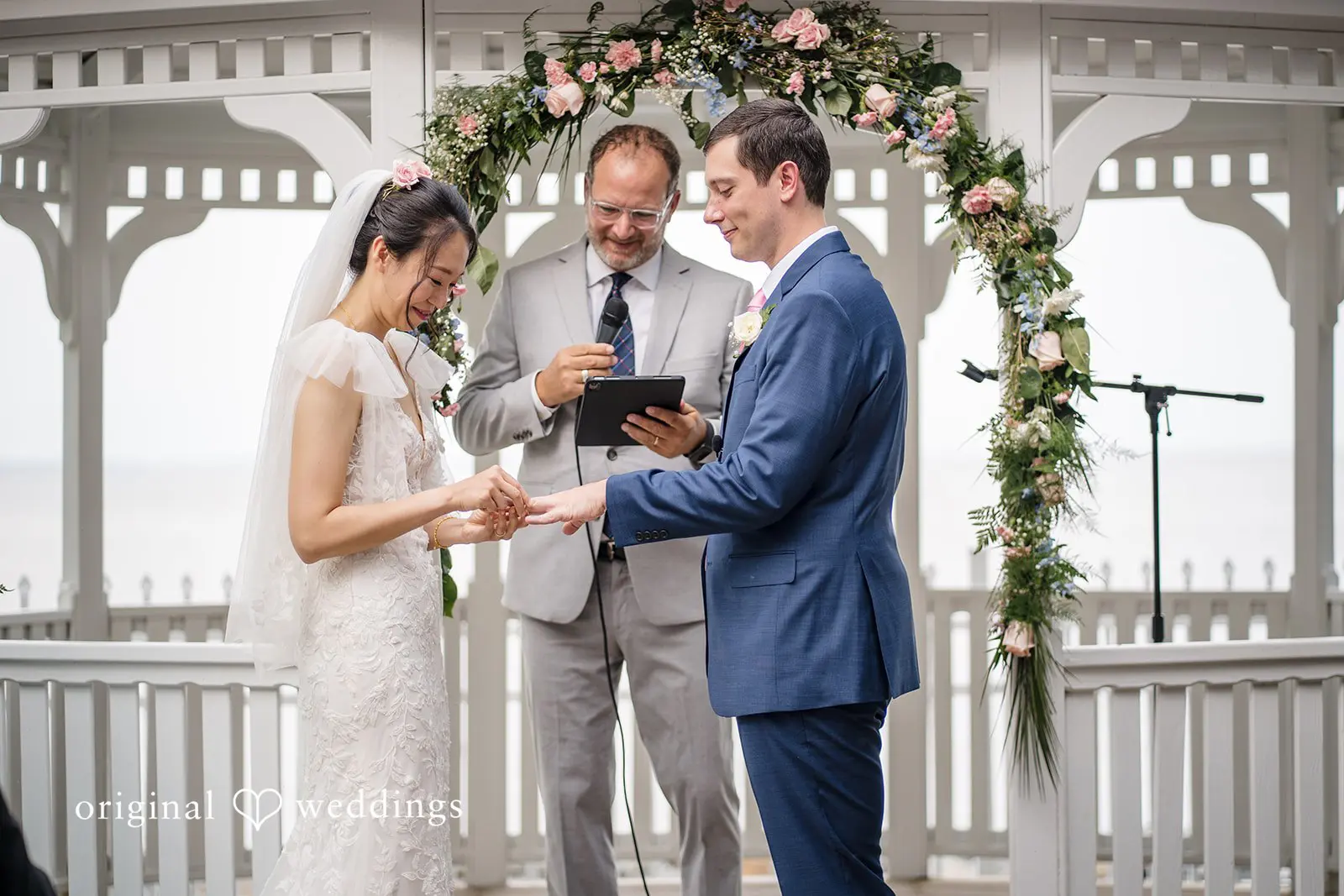 Kurtz's Beach Wedding // Sean & Catherine -