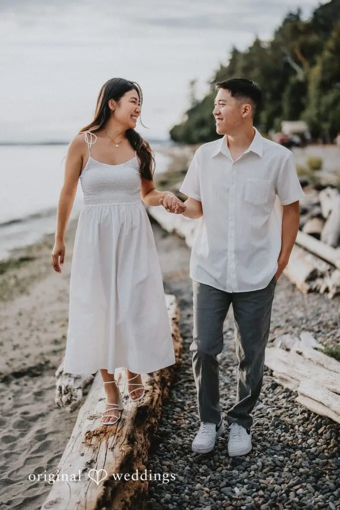 Lincoln Park Engagement // Angie & Andrew -