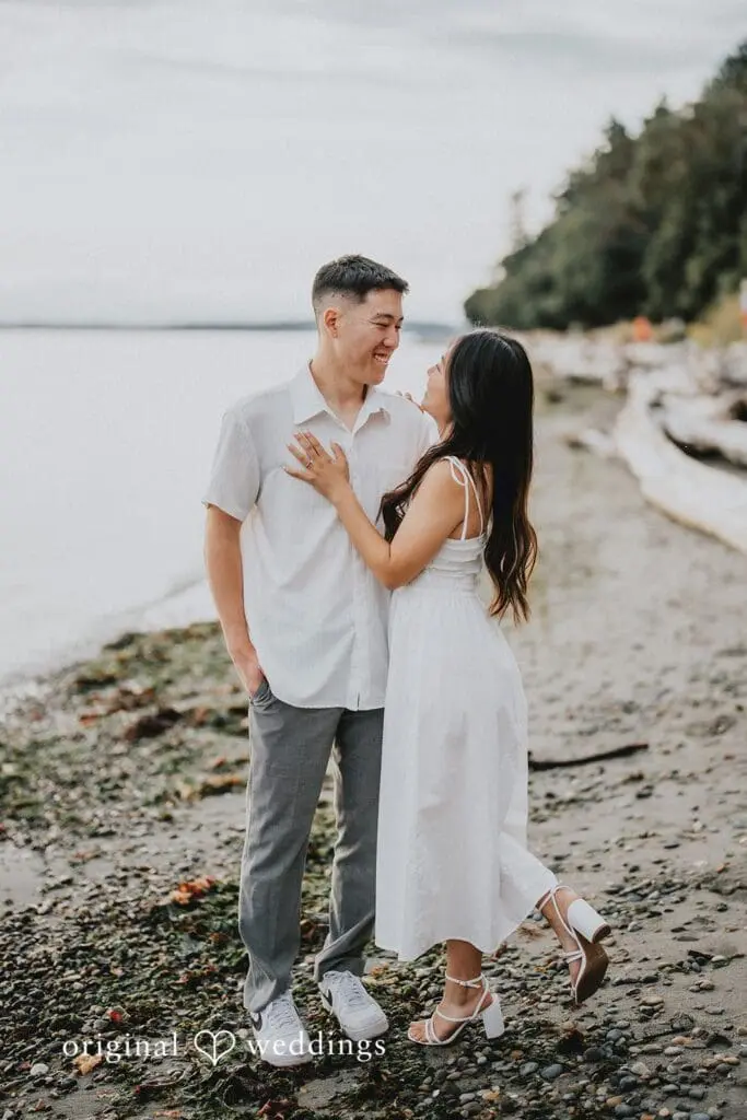 Lincoln Park Engagement // Angie & Andrew -
