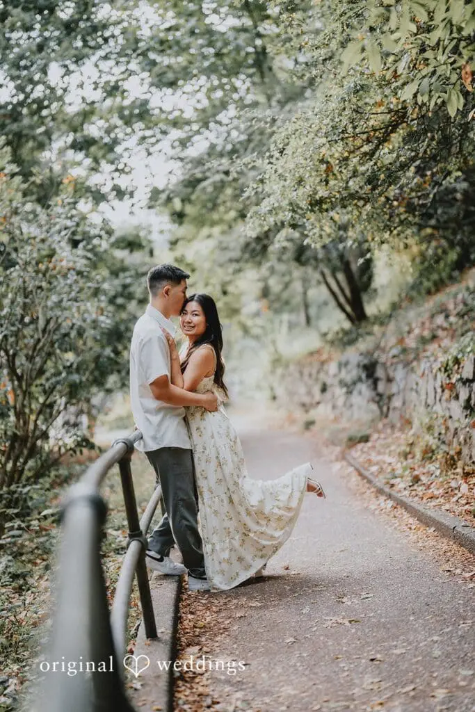 Lincoln Park Engagement // Angie & Andrew -