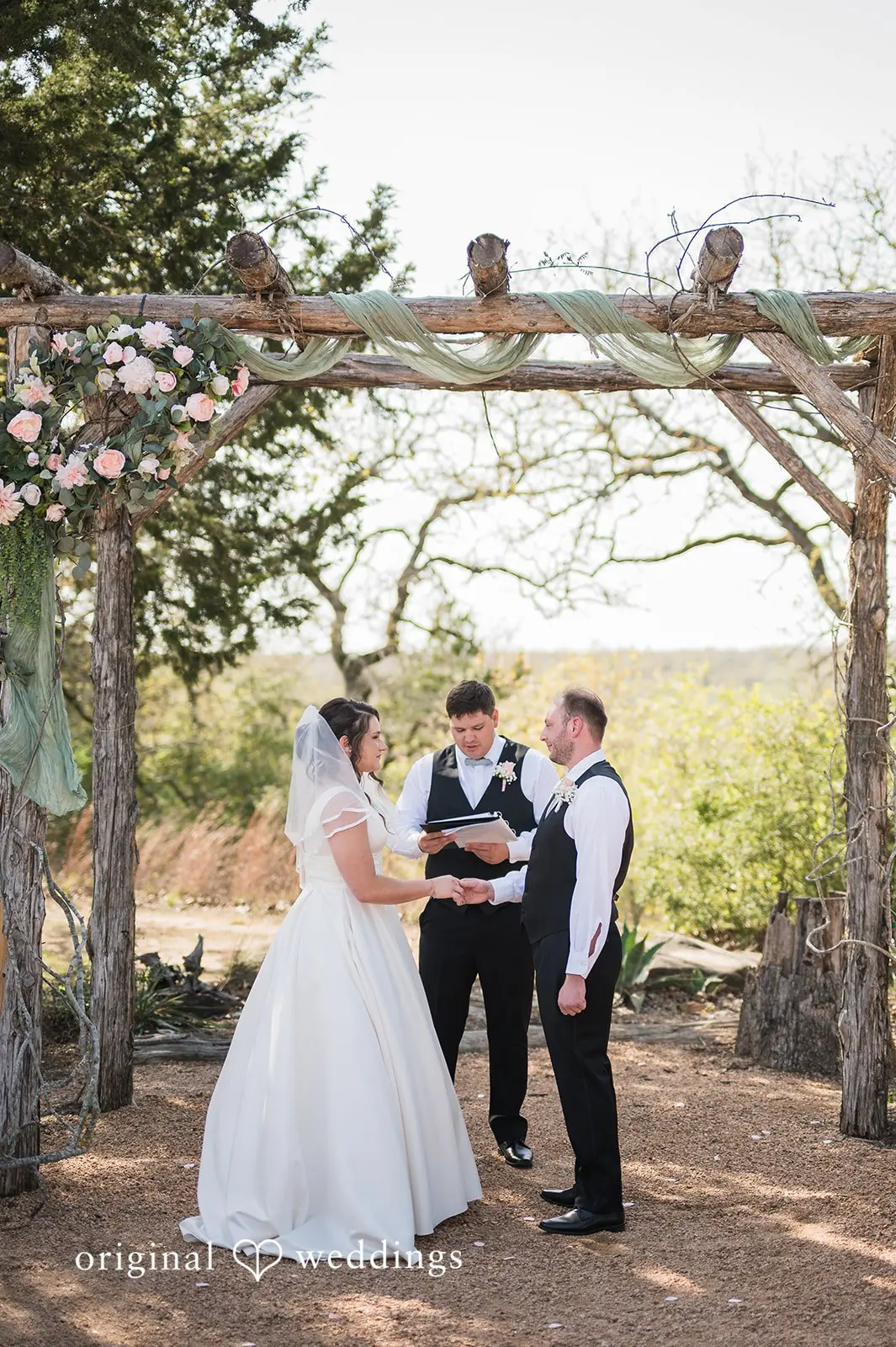 McKinney Roughs Wedding // Megan & Samuel -
