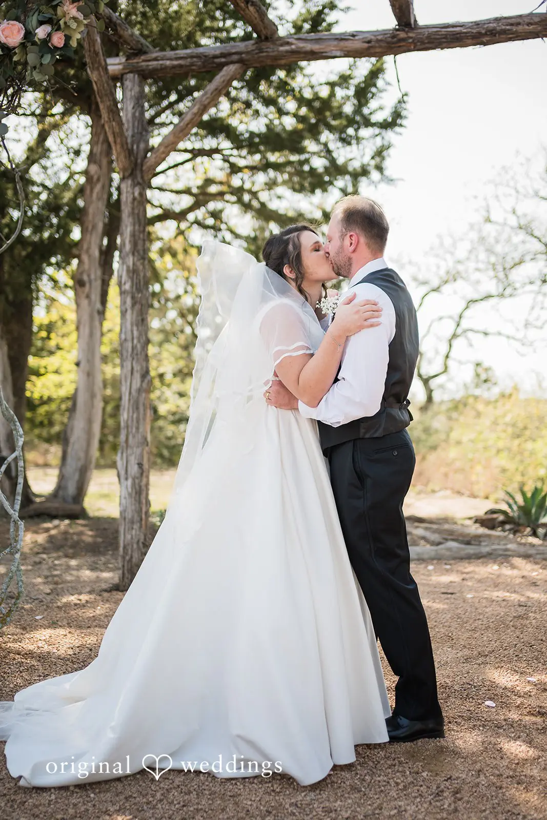 McKinney Roughs Wedding // Megan & Samuel -