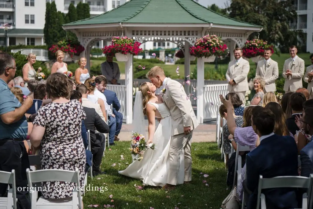 Osthoff Resort Wedding // Claire & Peter -
