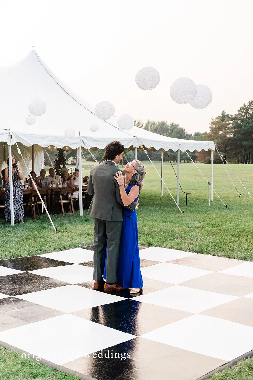 Wisconsin Backyard Wedding // Christopher & Kelli -