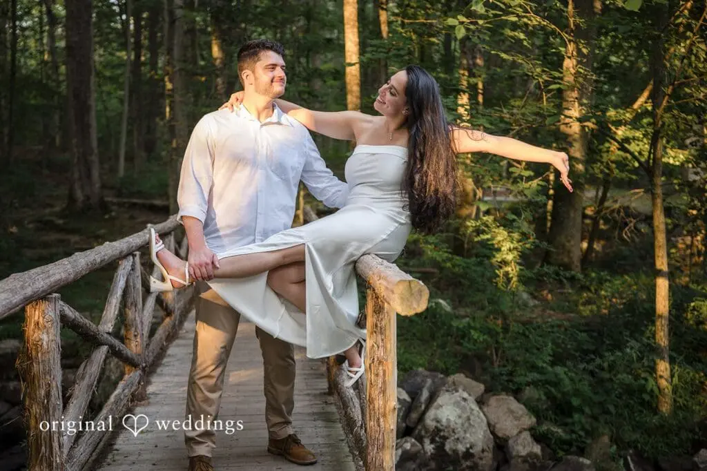 Stamford Bartlett Arboretum & Gardens Engagement // Chloe & Brandon -