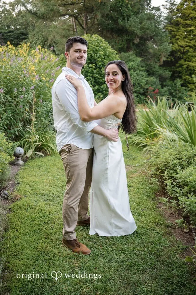 Stamford Bartlett Arboretum & Gardens Engagement // Chloe & Brandon -
