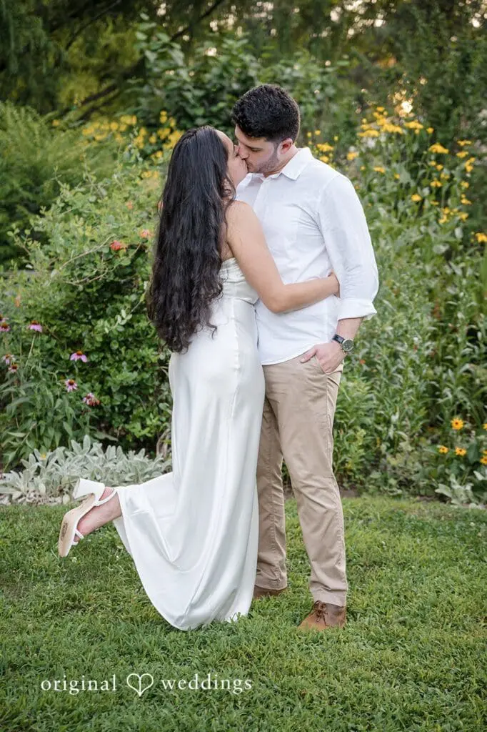 Stamford Bartlett Arboretum & Gardens Engagement // Chloe & Brandon -