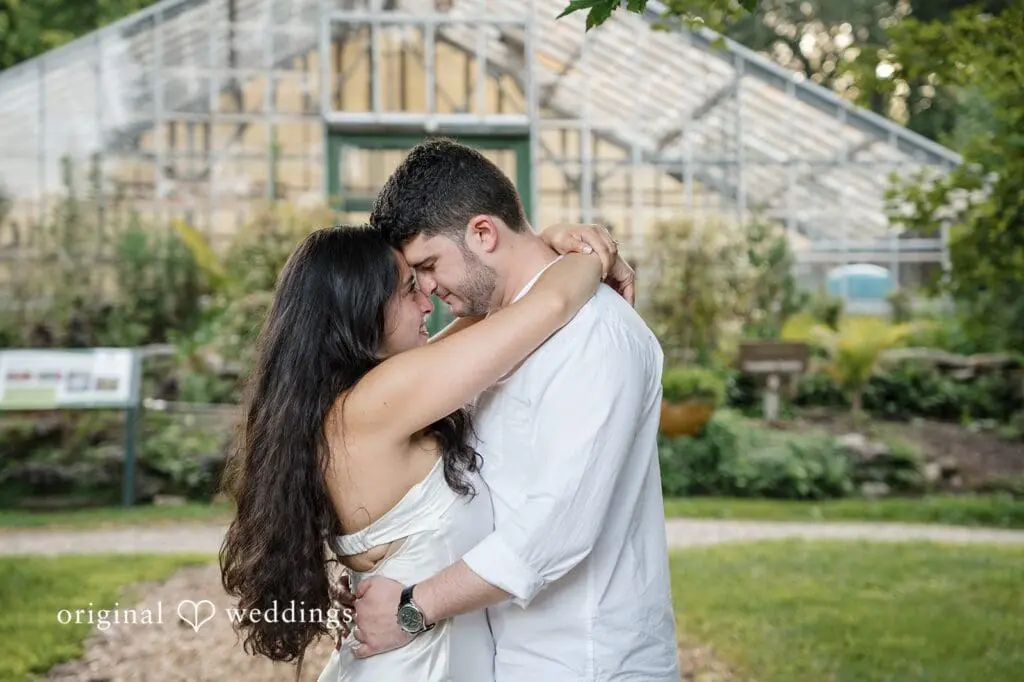 Stamford Bartlett Arboretum & Gardens Engagement // Chloe & Brandon -