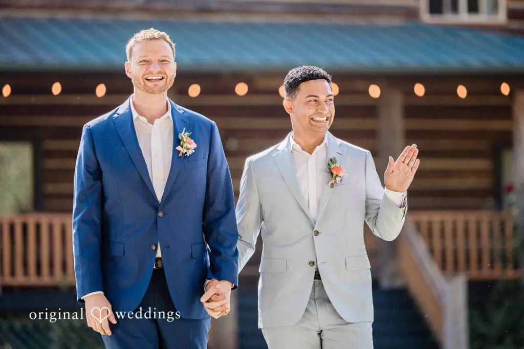 The Wallace Falls Lodge Wedding // Quinten & Connor -