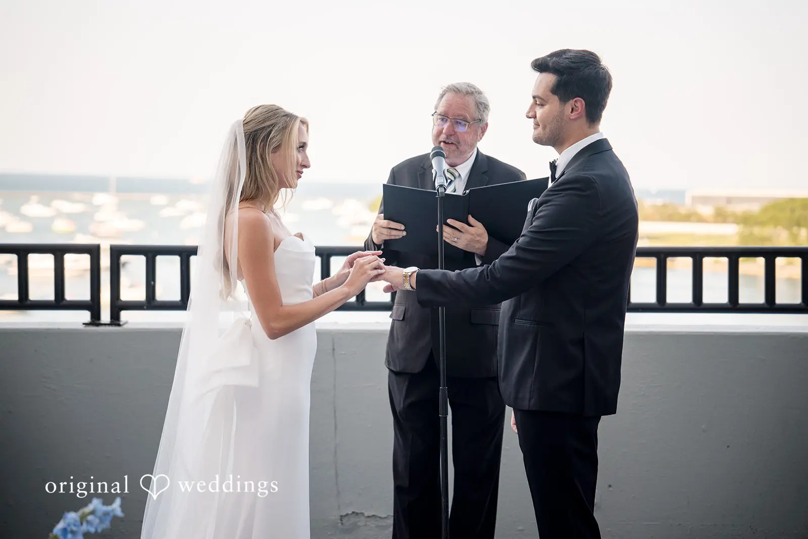 W Lakeshore Chicago Wedding // Madison & Jack -