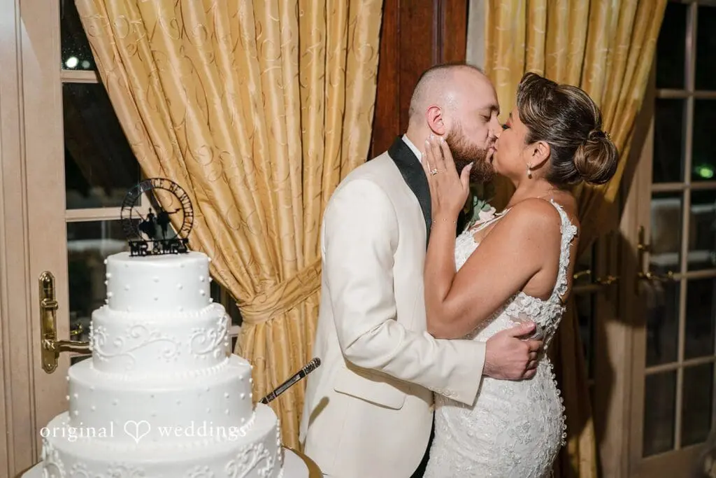 Westbury Manor Wedding // Analy & Diego -