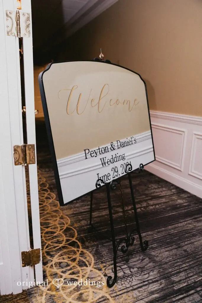 DiNolfo's Banquets Wedding // Peyton & Daniel -