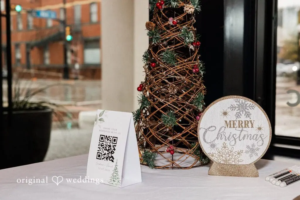 Sparrow on Main Wedding // Daniel & Caroline -