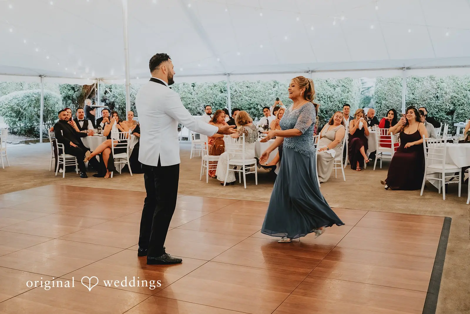Stephanie + Hugo Abernethy Center Wedding // Stephanie & Hugo -