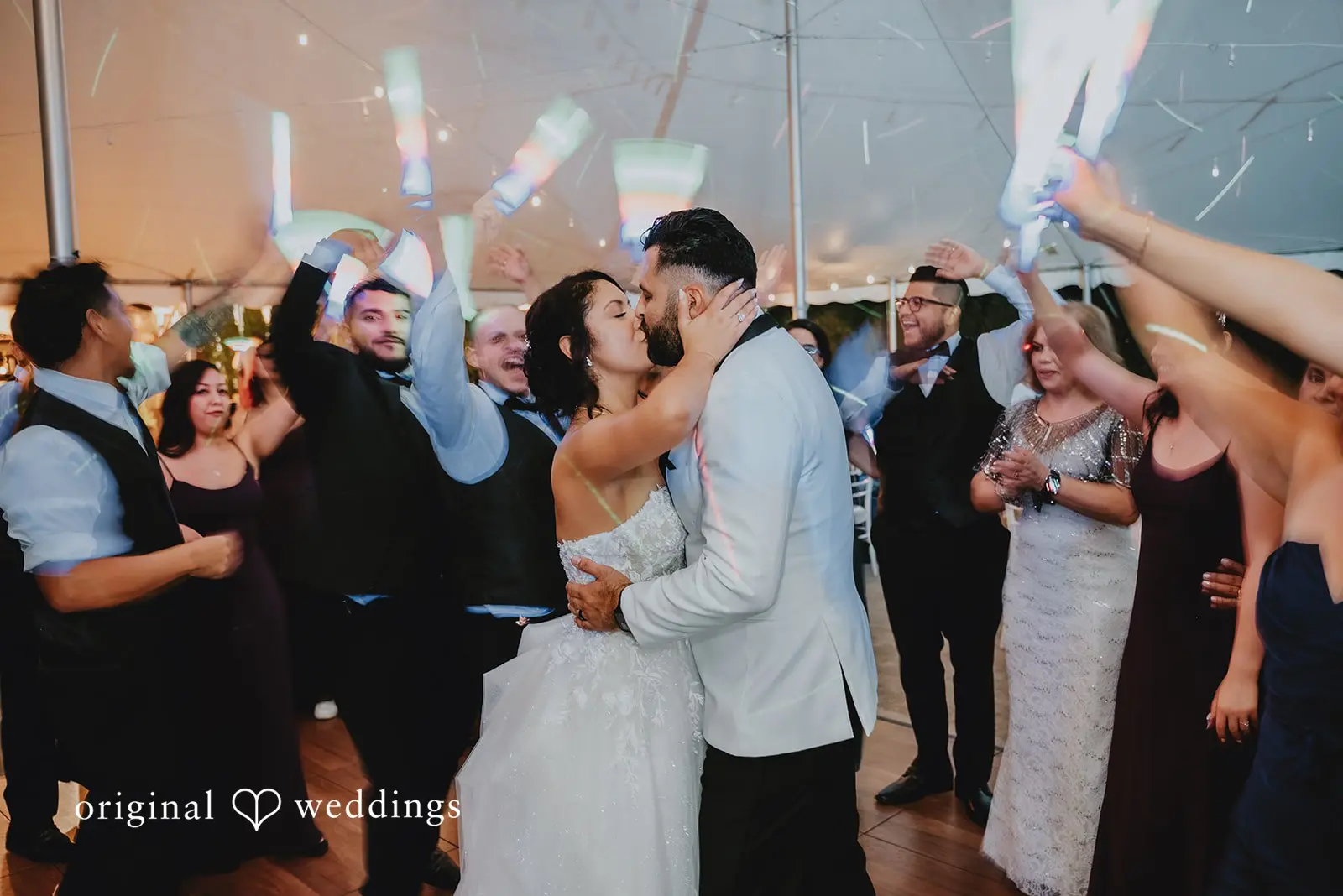 Stephanie + Hugo Abernethy Center Wedding // Stephanie & Hugo -
