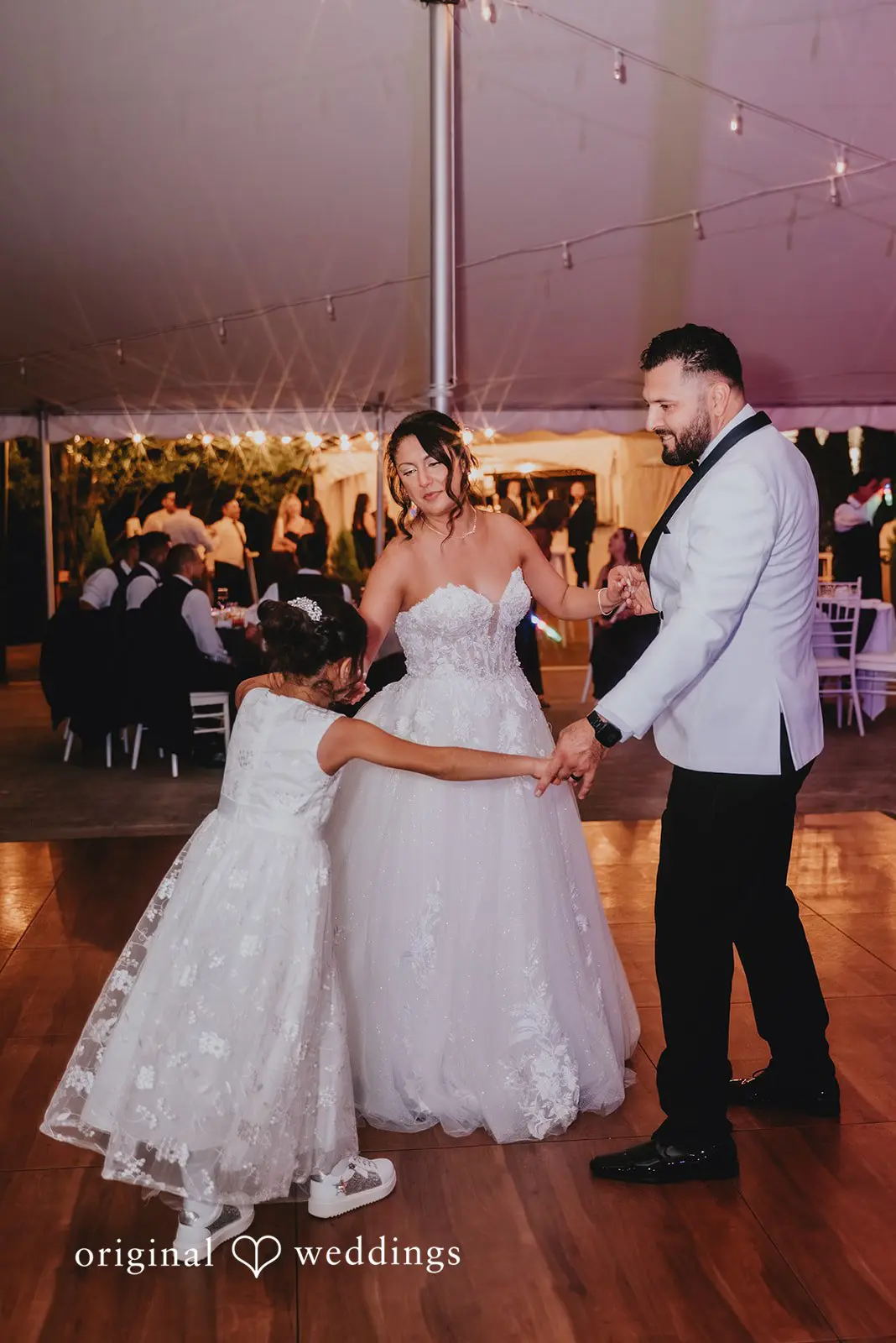 Stephanie + Hugo Abernethy Center Wedding // Stephanie & Hugo -