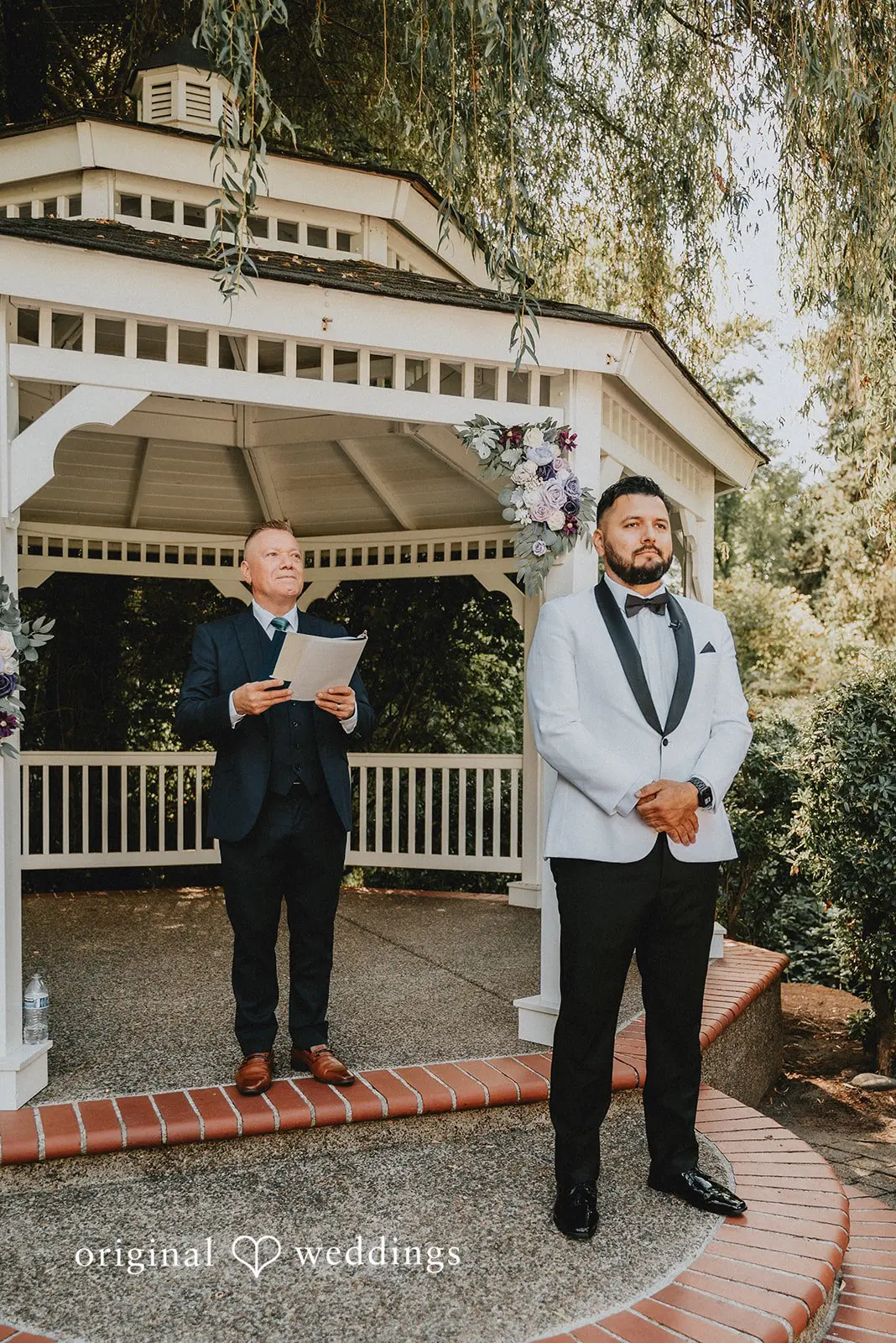 Stephanie + Hugo Abernethy Center Wedding // Stephanie & Hugo -