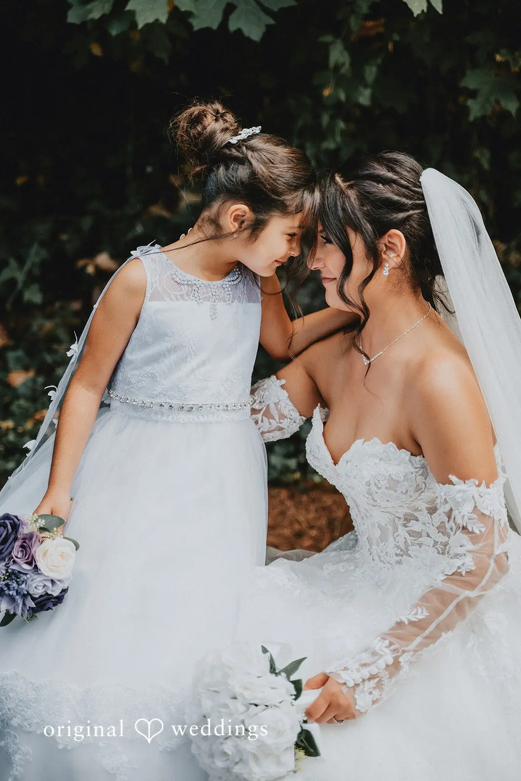 Stephanie + Hugo Abernethy Center Wedding // Stephanie & Hugo -