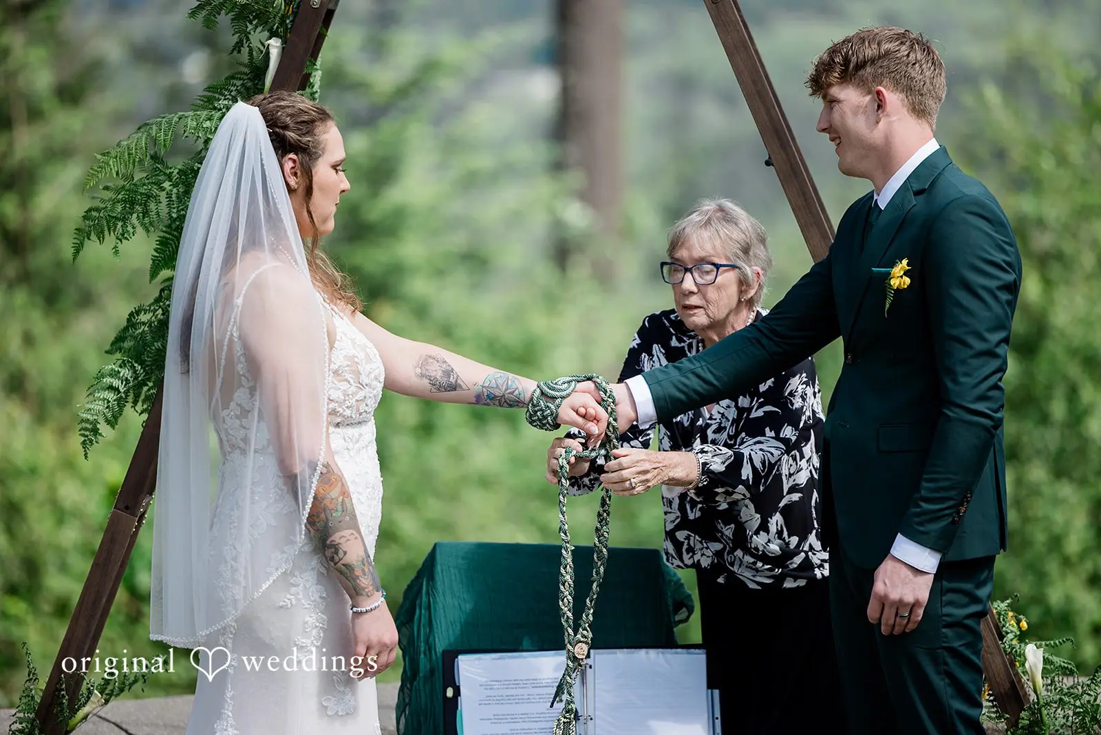 Nicole + Hunter Anderson Lodge - Hilltop House Wedding // Nicole & Hunter -