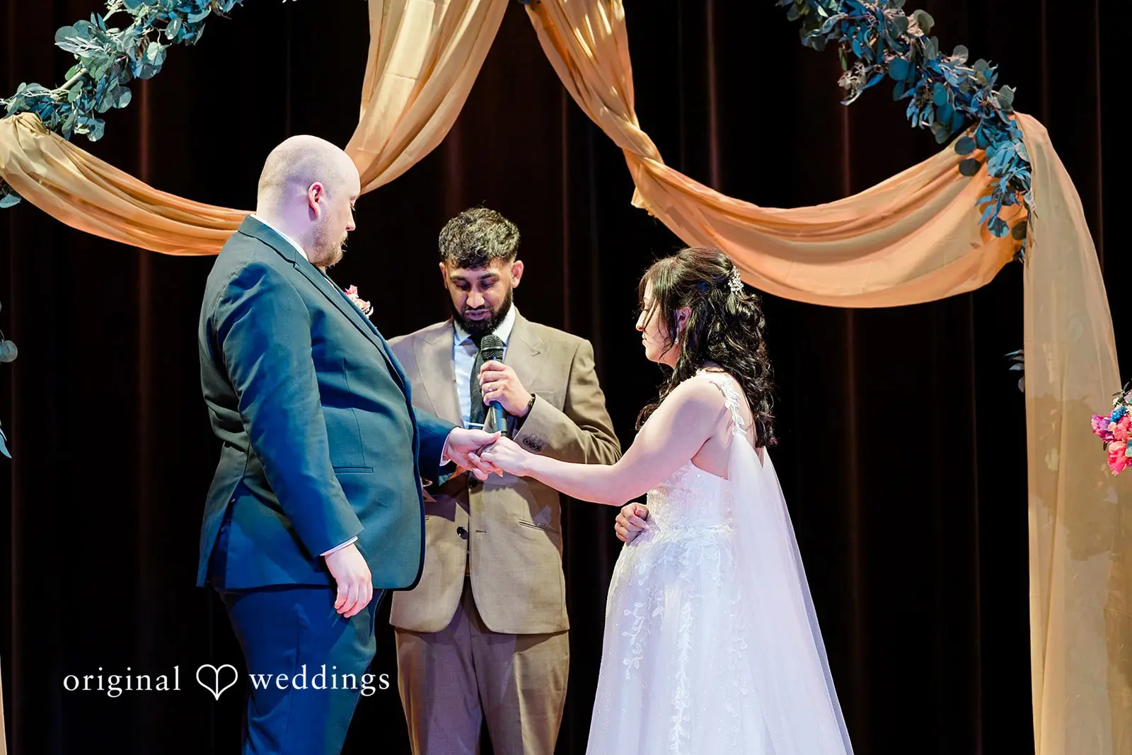 Tyler + Natalie Baker Community Center Wedding // Tyler & Natalie -