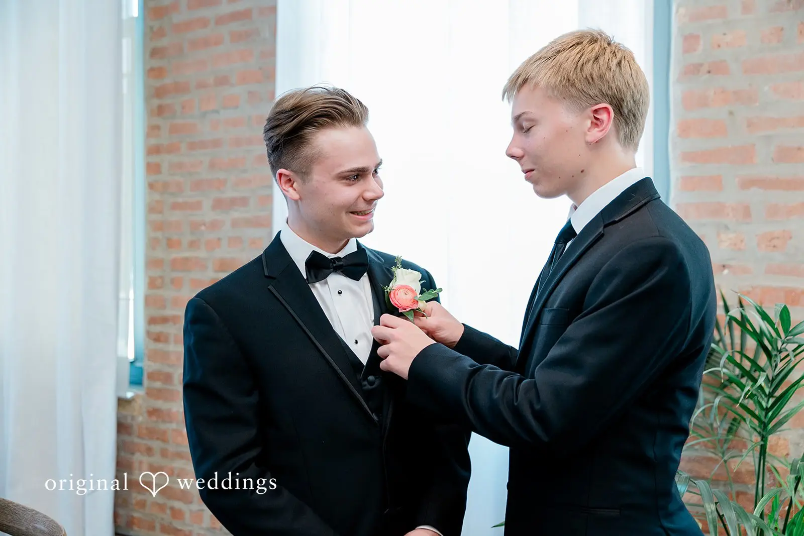 Thomas + Sierra Big Delicious Planet Wedding // Thomas & Sierra -