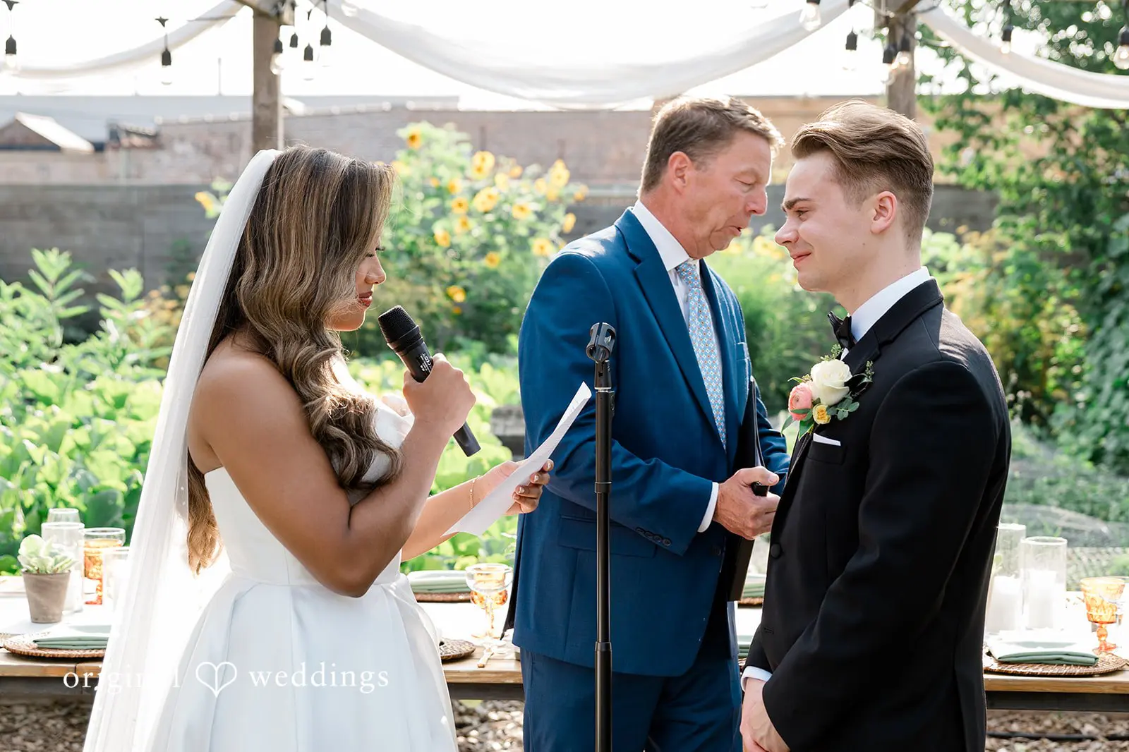 Thomas + Sierra Big Delicious Planet Wedding // Thomas & Sierra -
