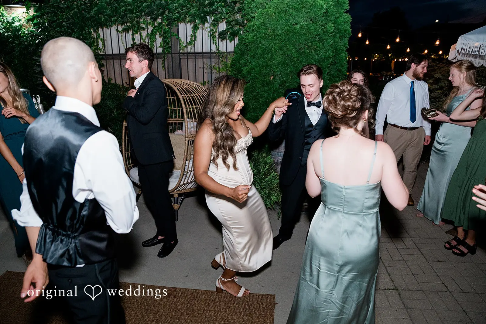 Thomas + Sierra Big Delicious Planet Wedding // Thomas & Sierra -