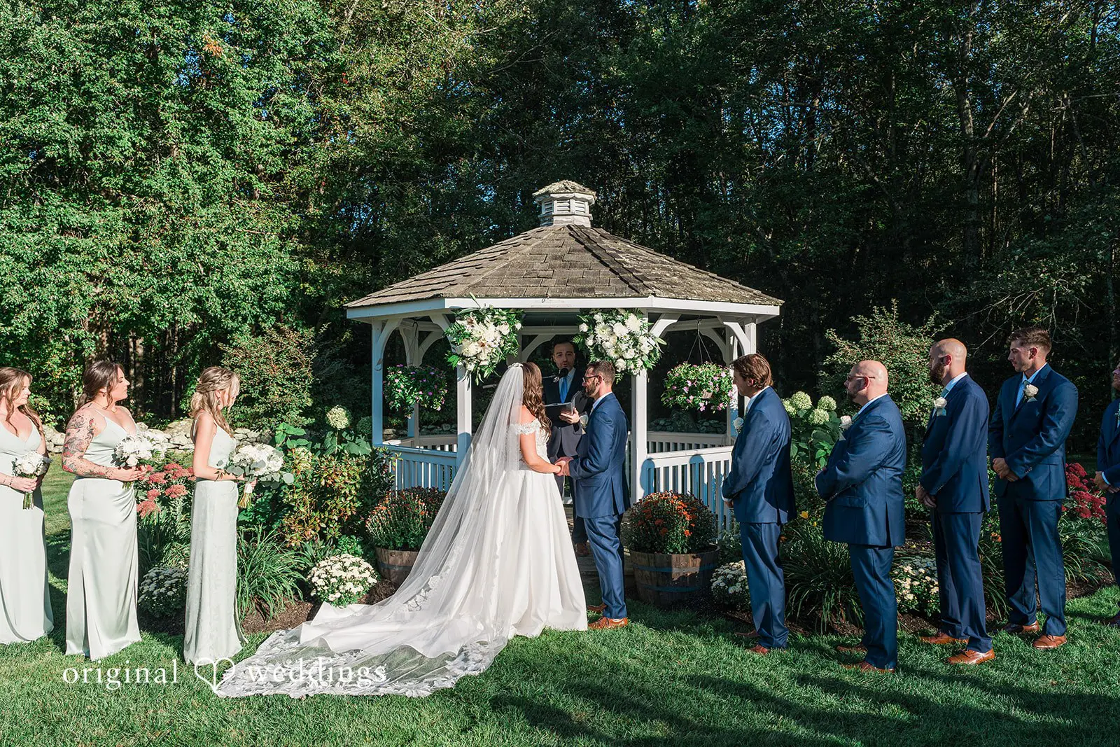 Jennifer + Zachary Bittersweet Farm Wedding // Jennifer & Zachary -