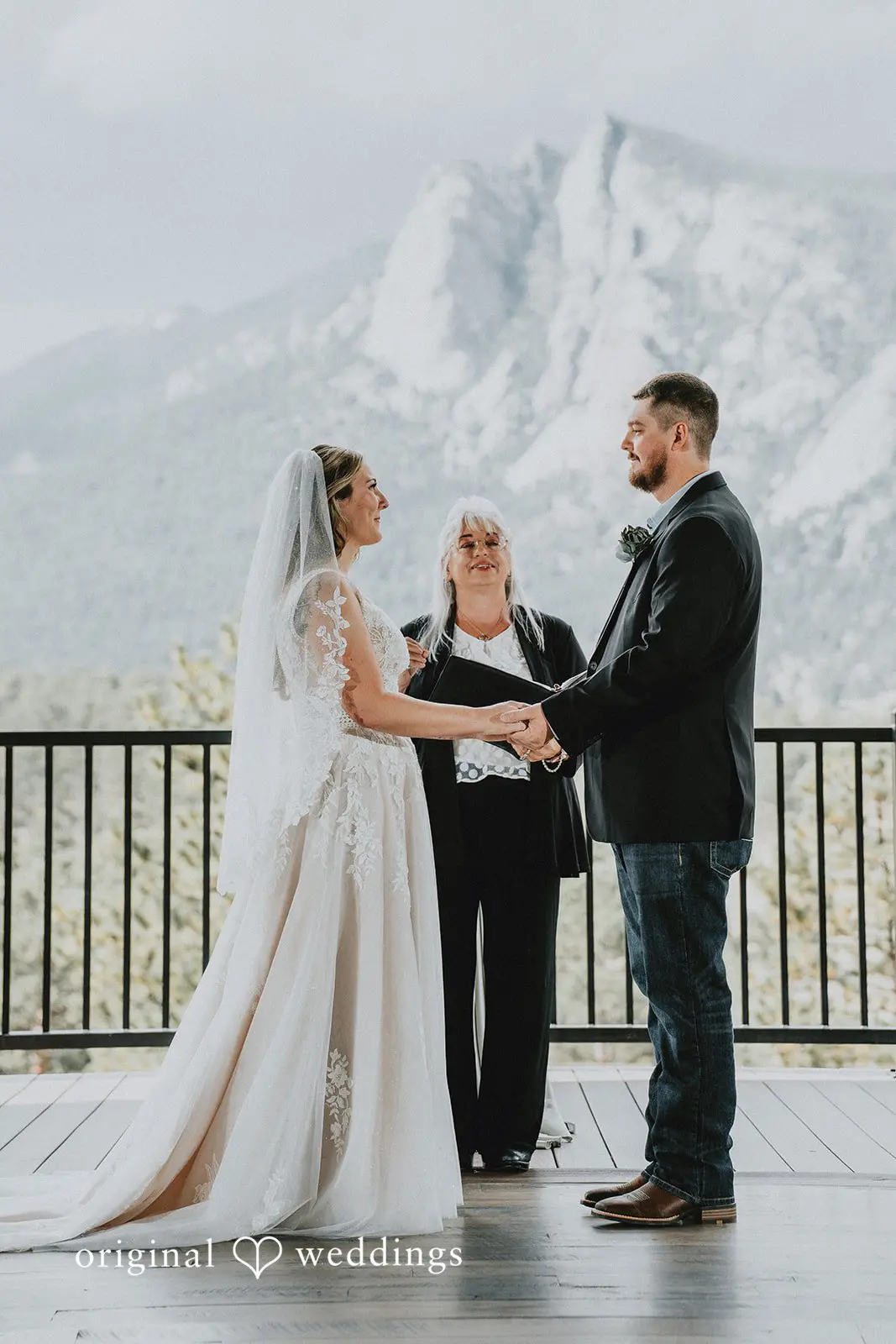 Black Canyon Inn Wedding // Jessica & Jake -