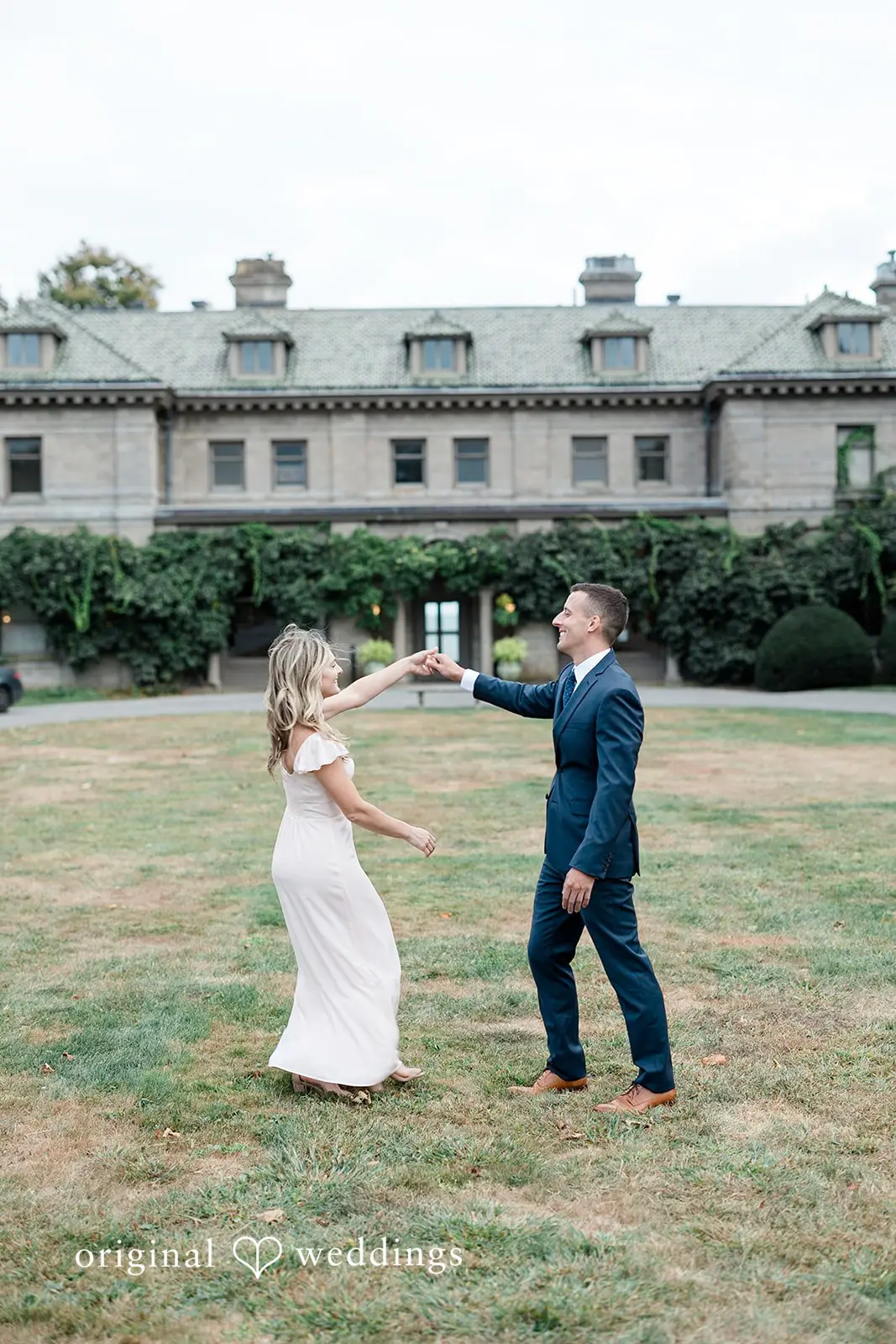 Harkness Memorial State Park (Waterford, CT) Engagement // Kyle & Danielle -