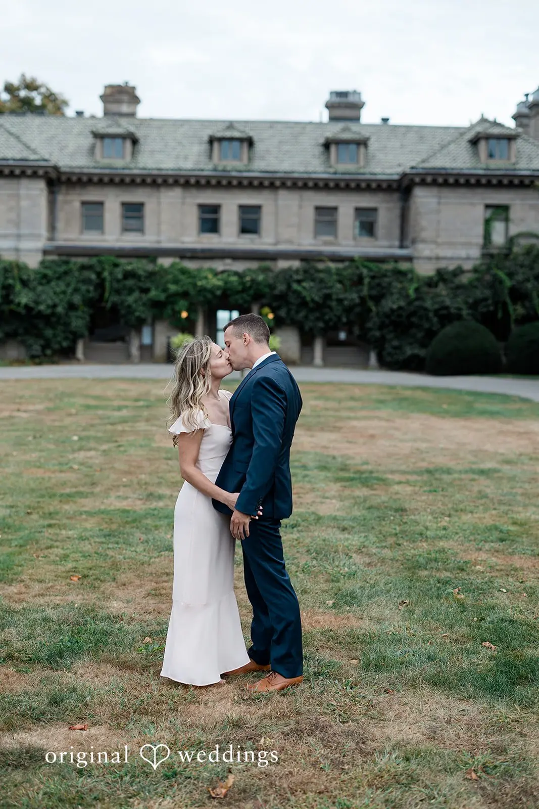 Harkness Memorial State Park (Waterford, CT) Engagement // Kyle & Danielle -