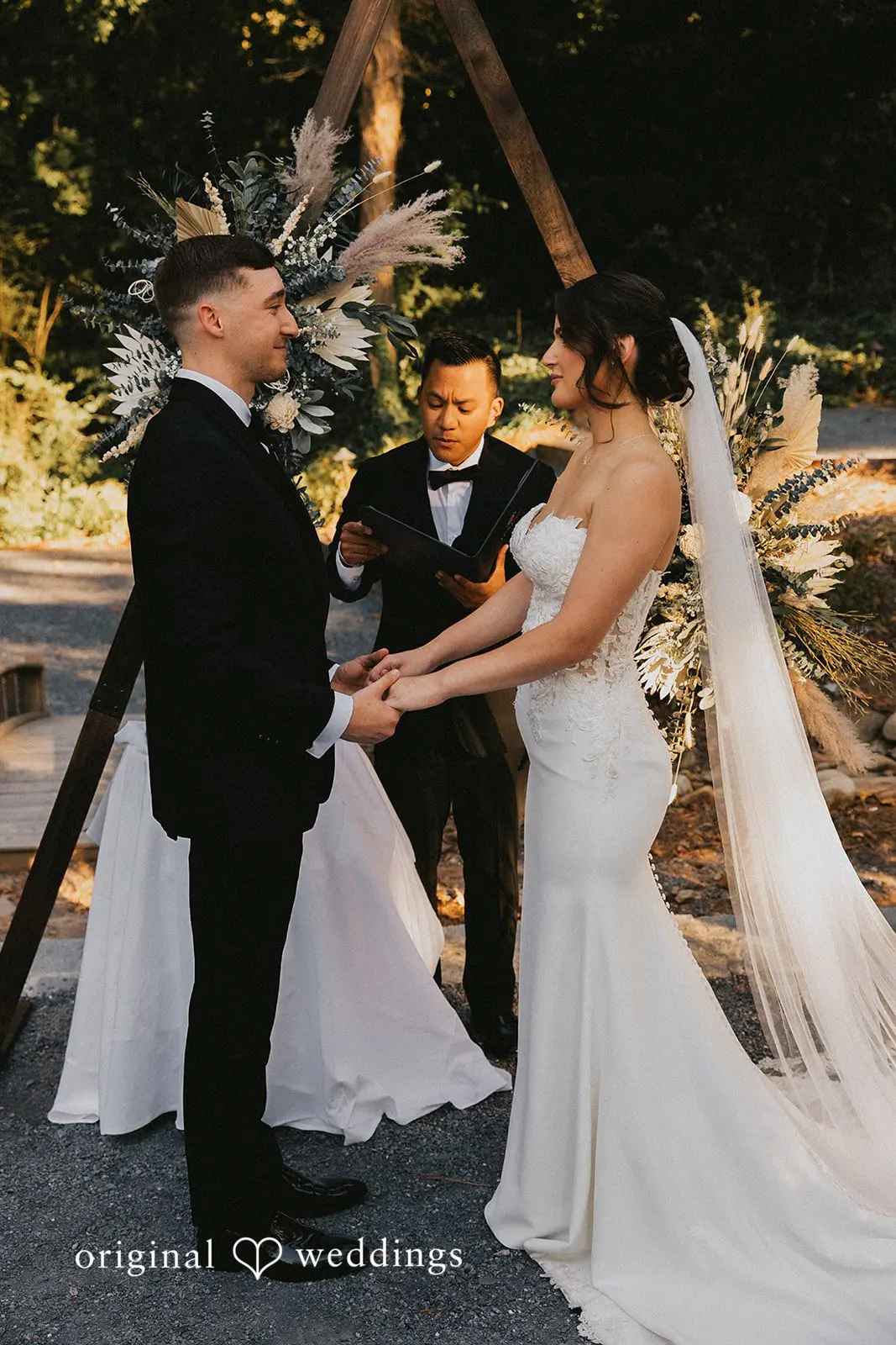 Anastasia + Matthew Bold Monk Brewing Co Wedding // Anastasia & Matthew -