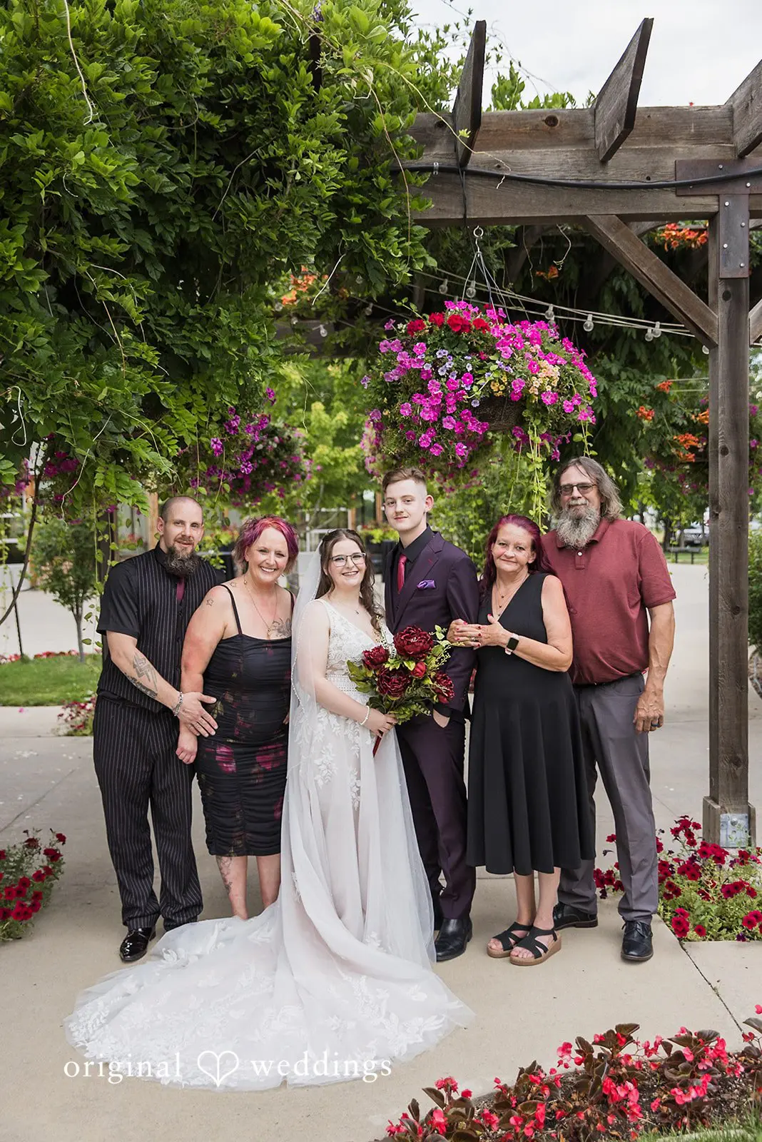 Jesslyn + Kenneth Brookside Wedding // Jesslyn & Kenneth -