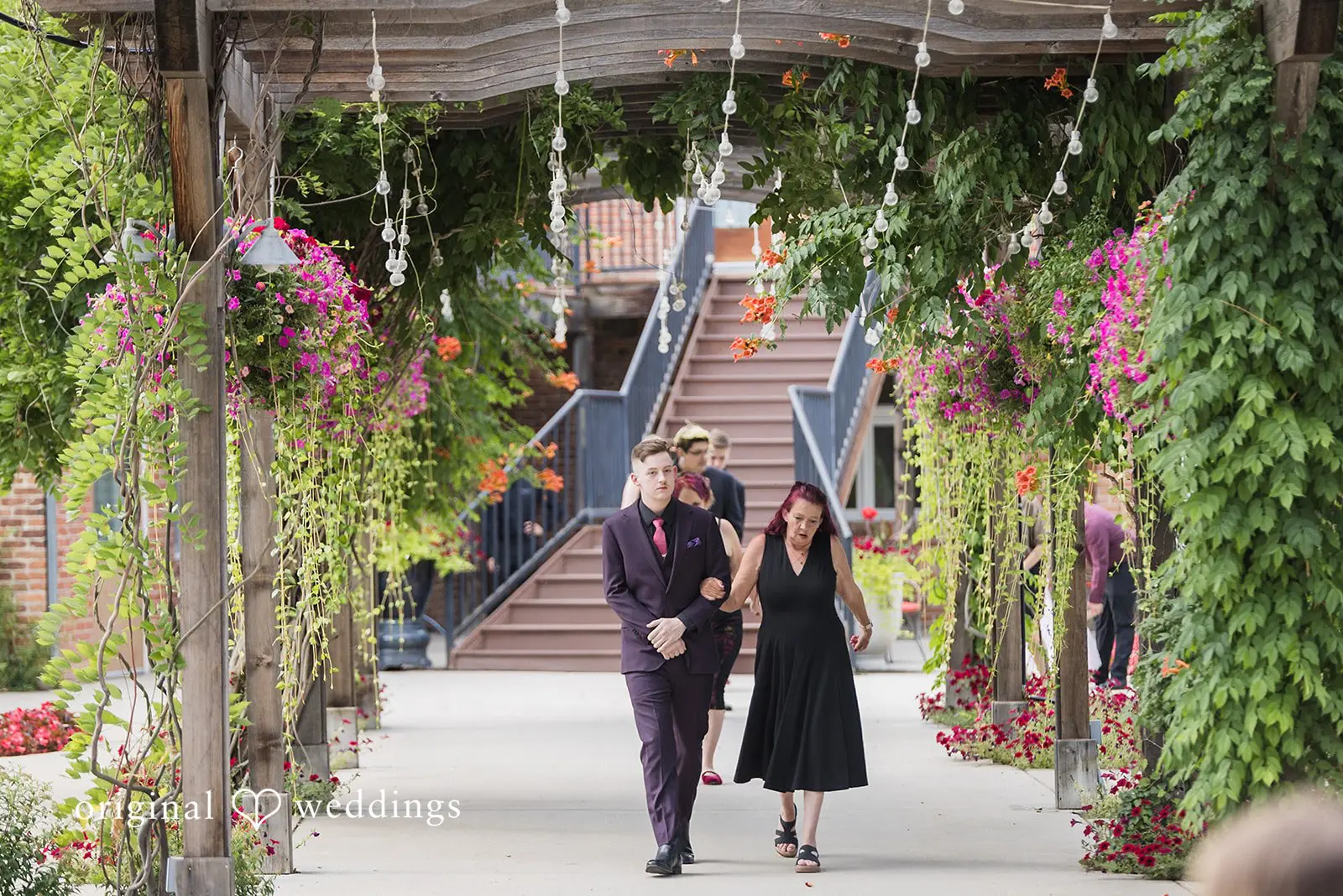 Jesslyn + Kenneth Brookside Wedding // Jesslyn & Kenneth -