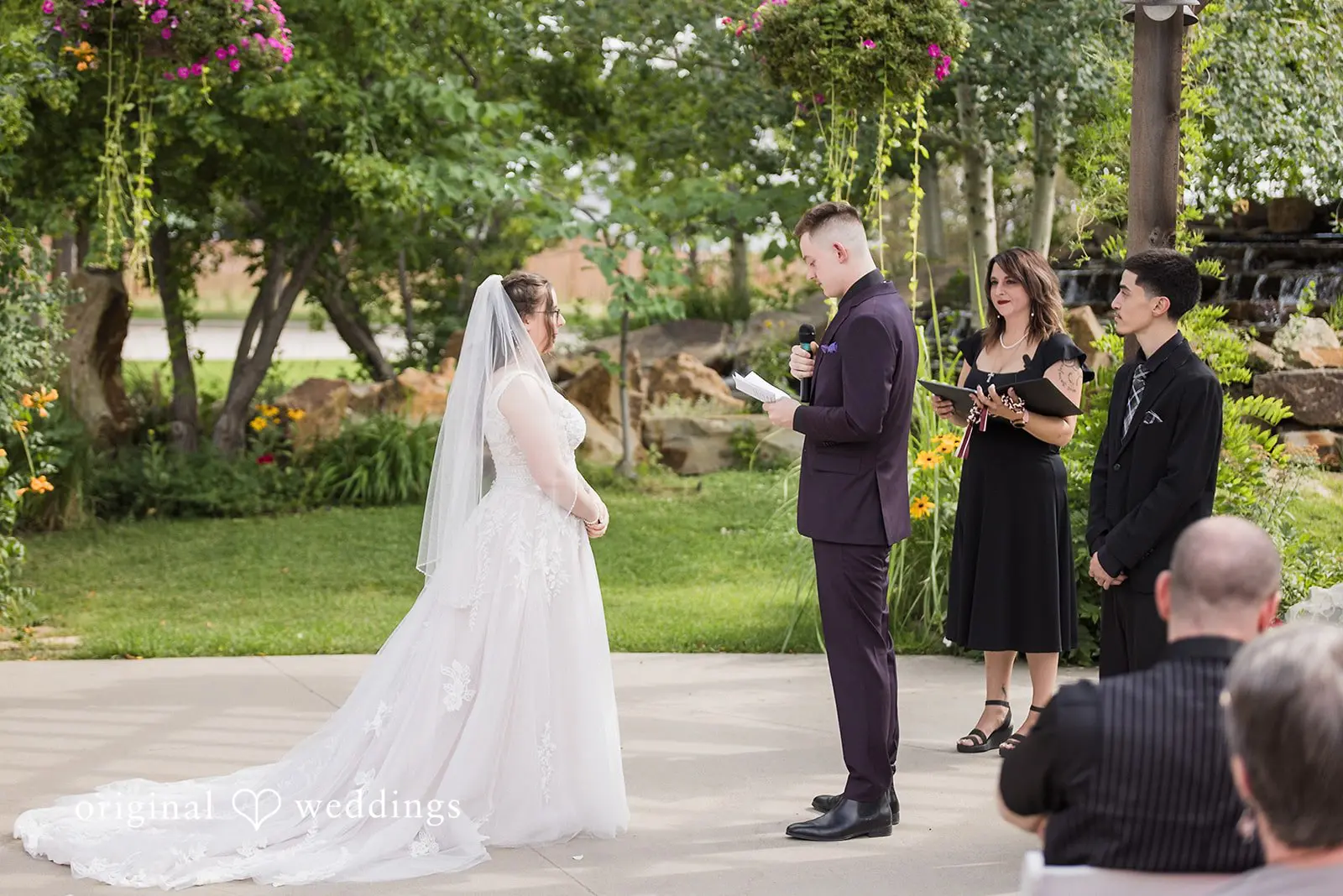 Jesslyn + Kenneth Brookside Wedding // Jesslyn & Kenneth -