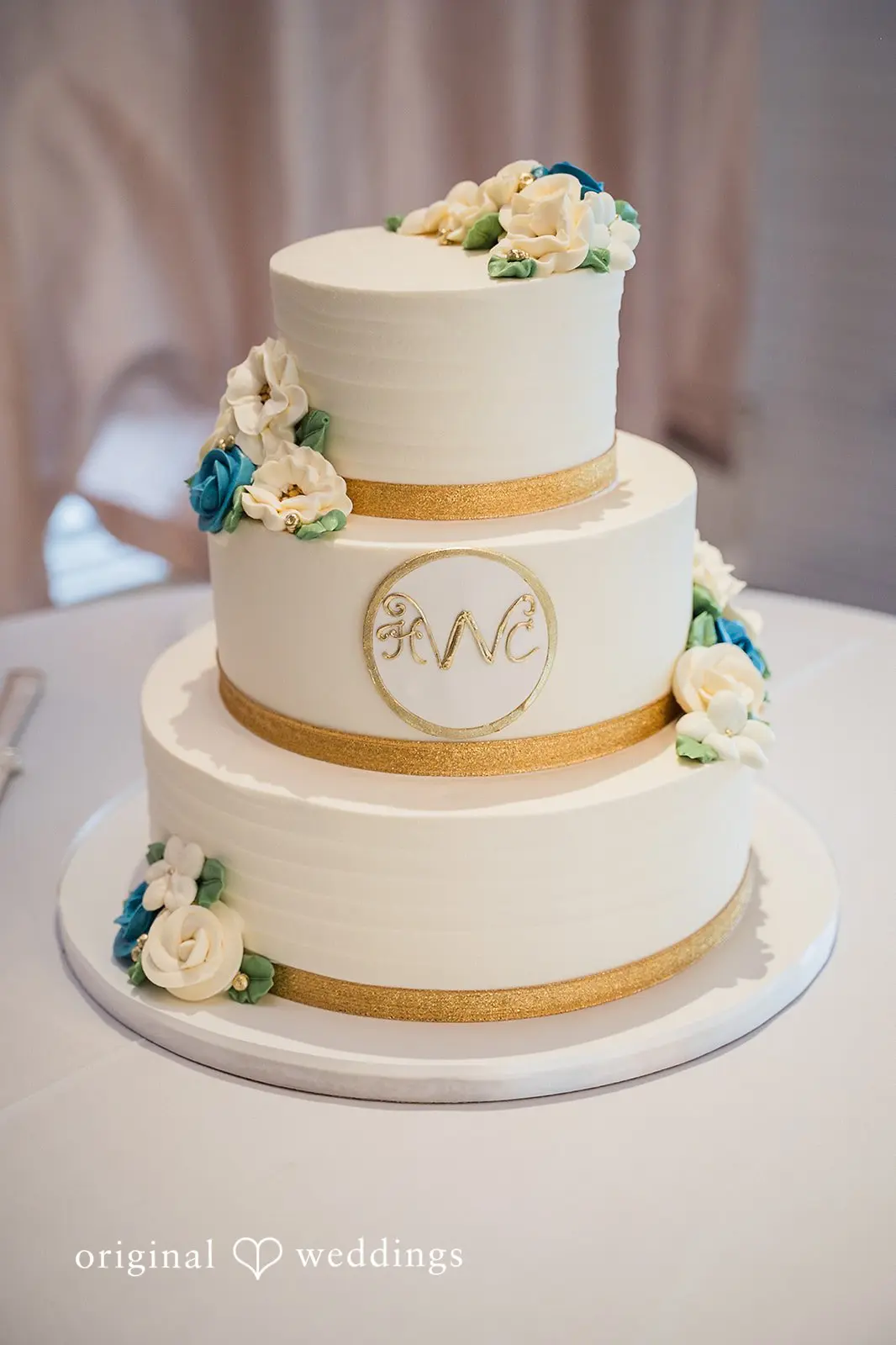 Hannah + Christopher Cape Club of Sharon Wedding // Hannah & Christopher -