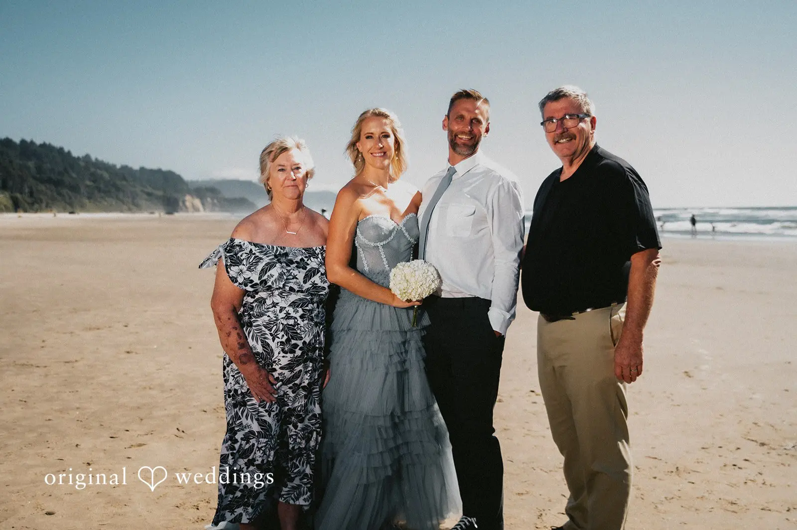 Rhiannon + Bracken Cape Kiwanda Wedding // Rhiannon & Bracken -