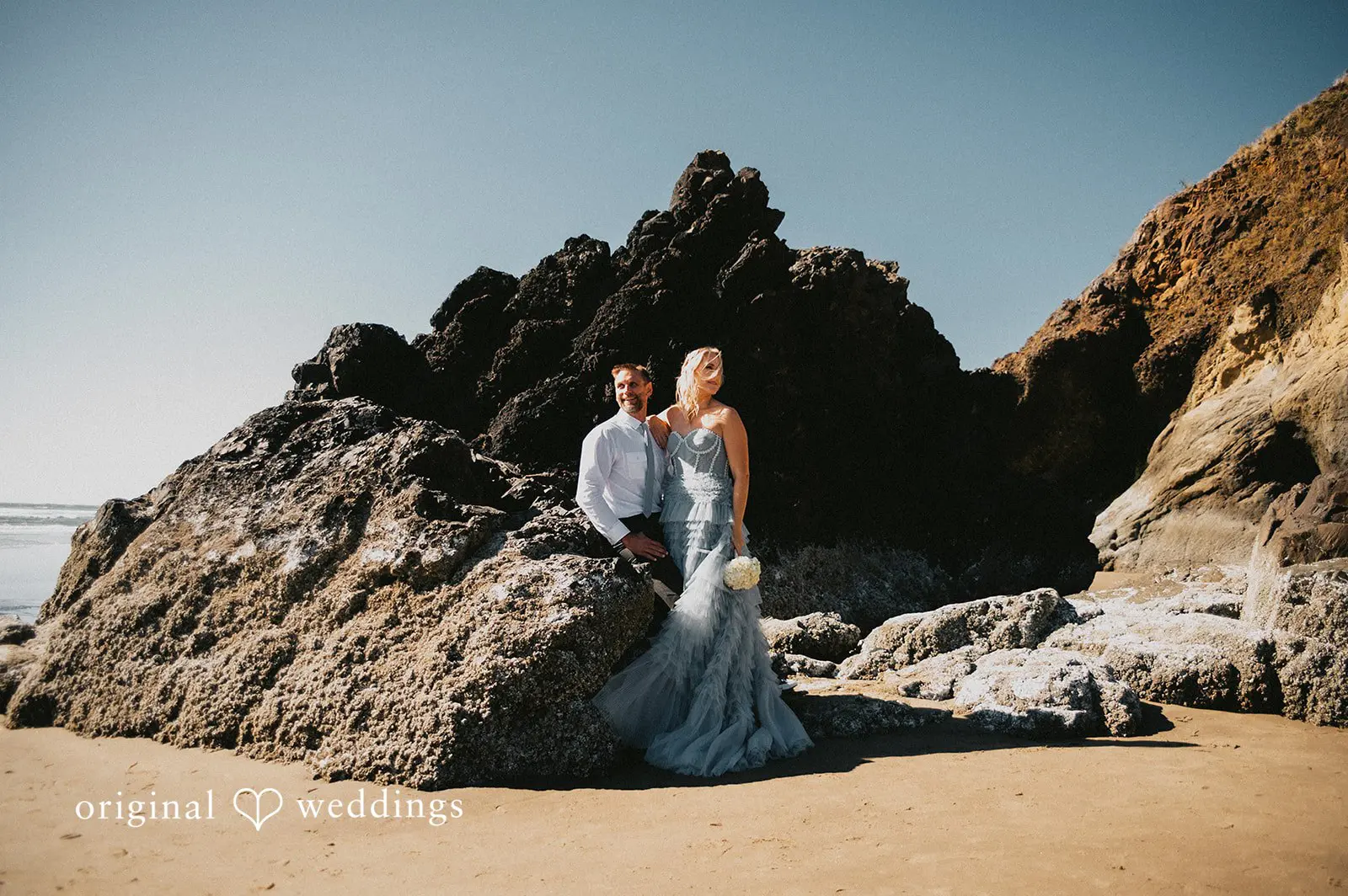 Rhiannon + Bracken Cape Kiwanda Wedding // Rhiannon & Bracken -