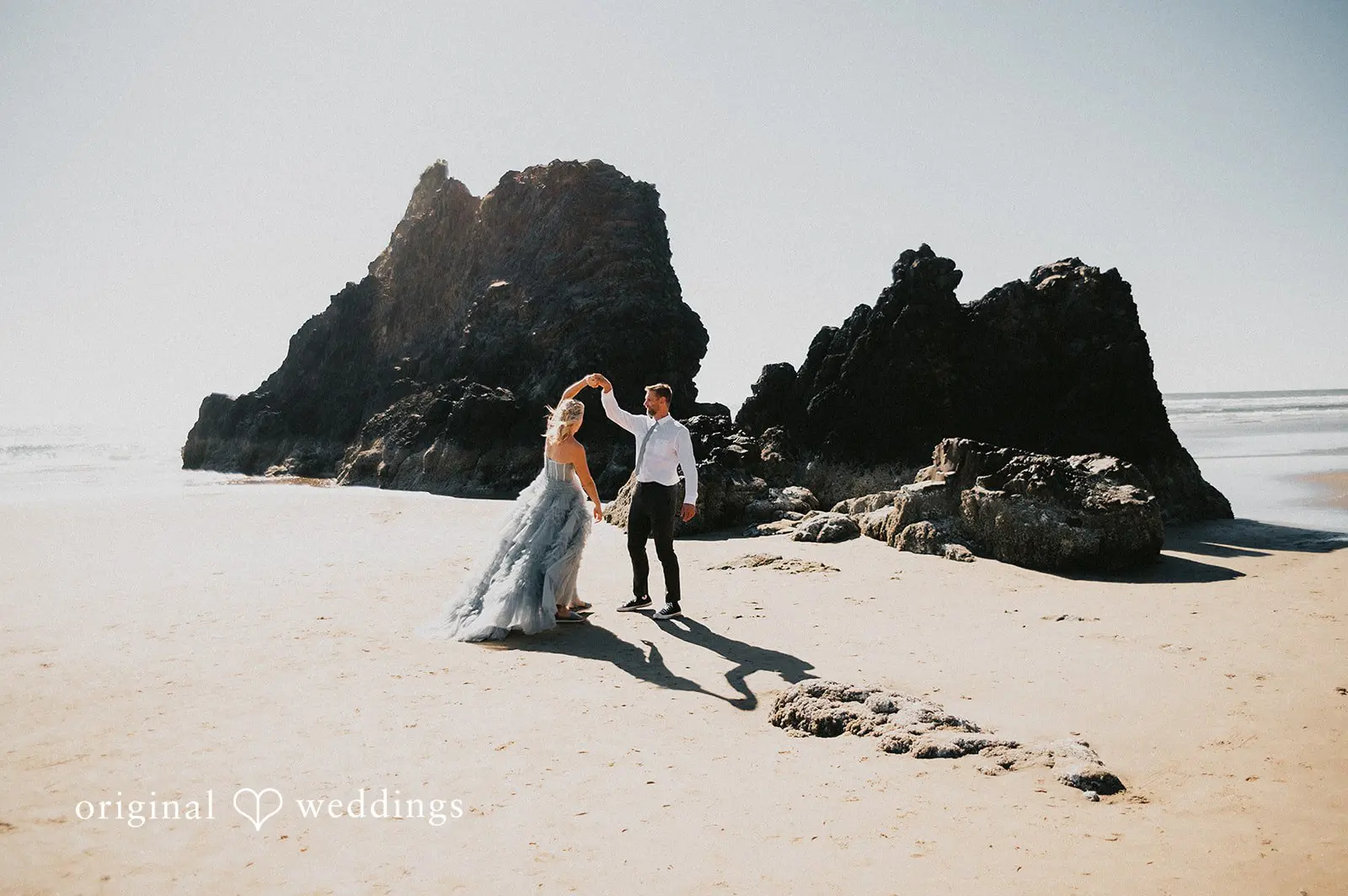 Rhiannon + Bracken Cape Kiwanda Wedding // Rhiannon & Bracken -