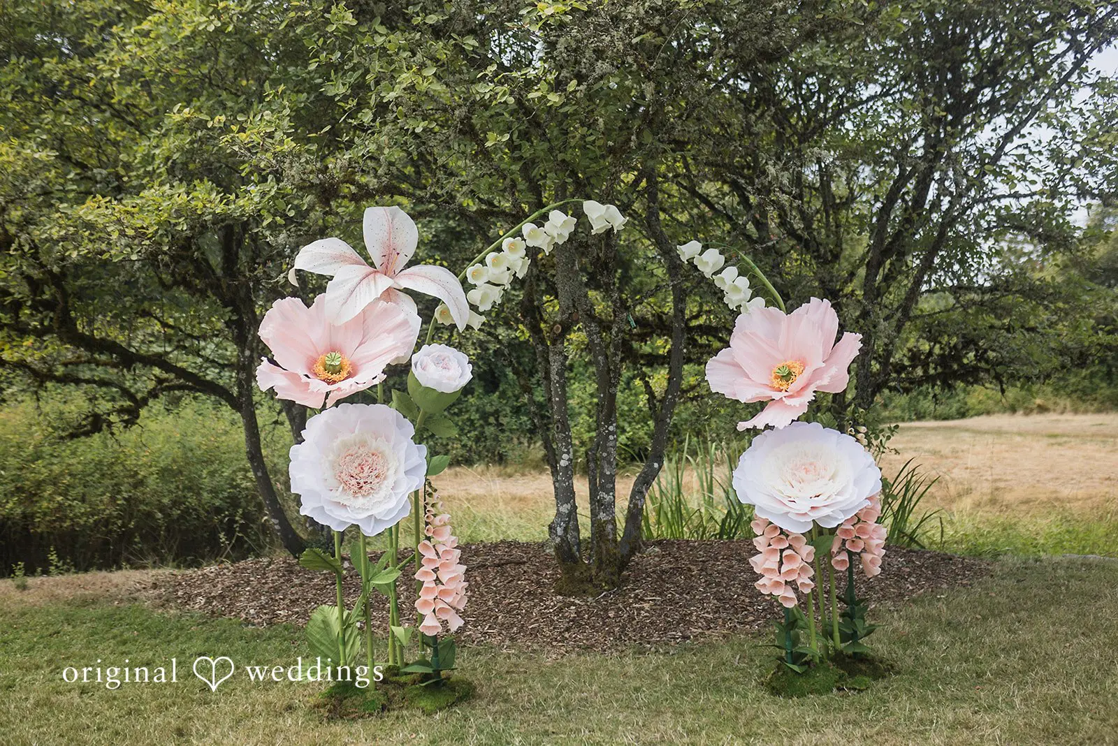 NoyNoy + Brishae Center of Urban Horticulture Wedding // NoyNoy & Brishae -
