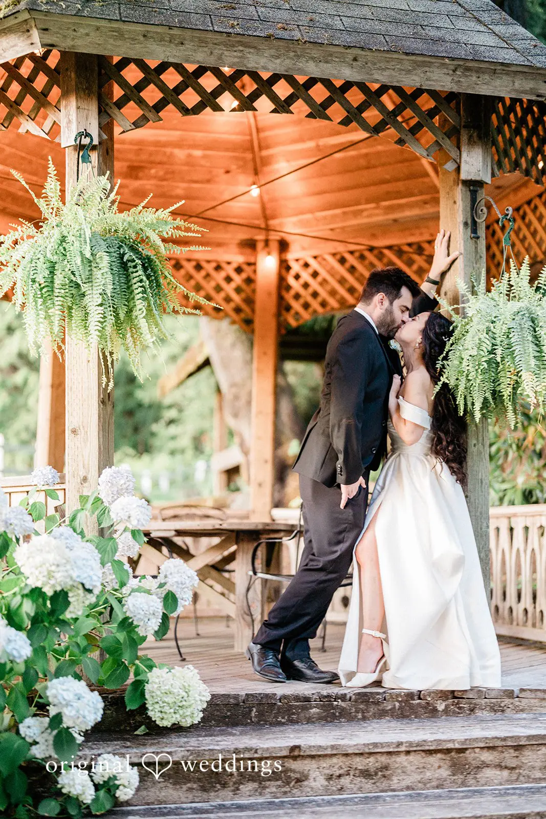Angela + Connor Chateau Lill Wedding // Angela & Connor -