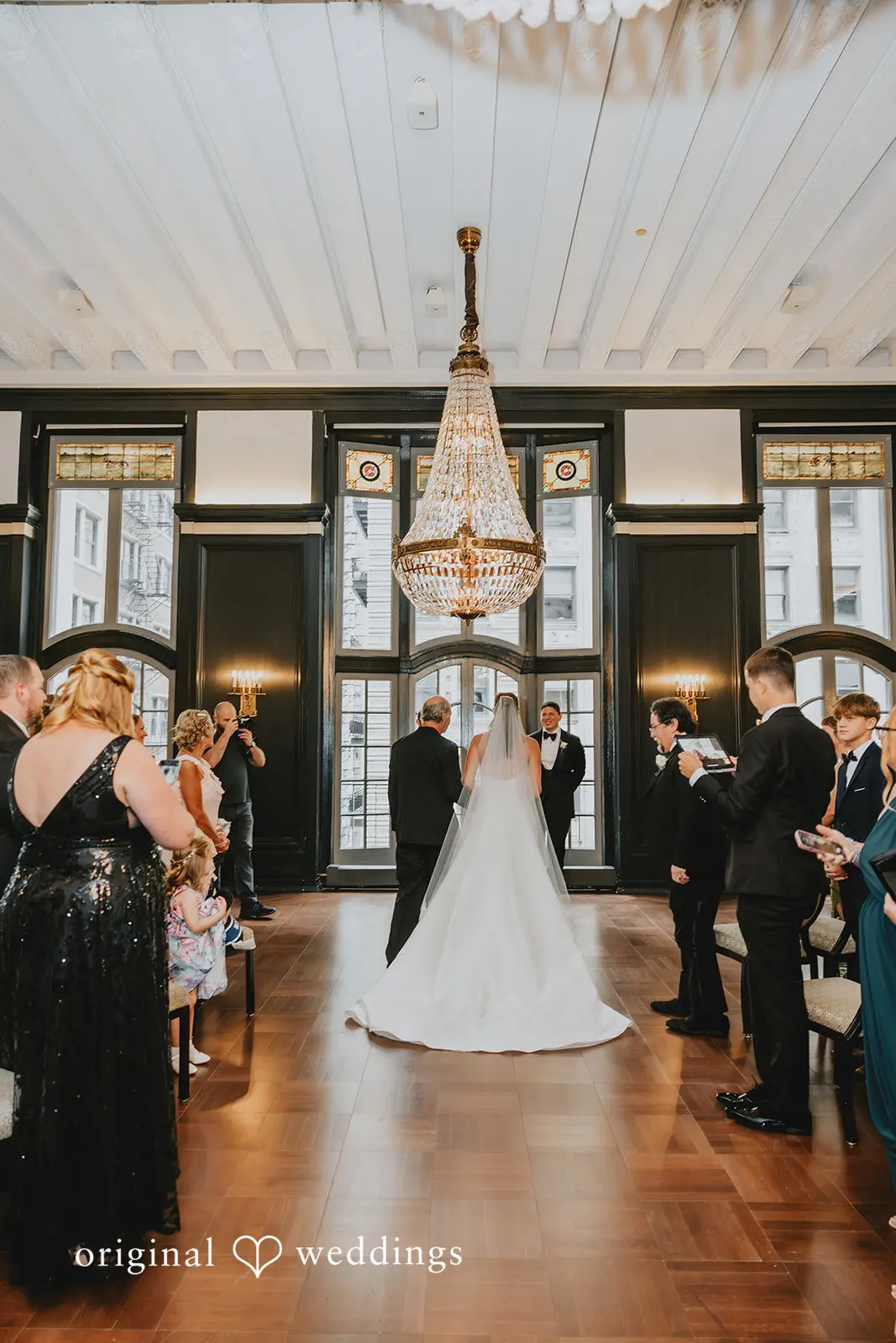 Chicago Athletic Association Wedding // Anne Marie & Michael -