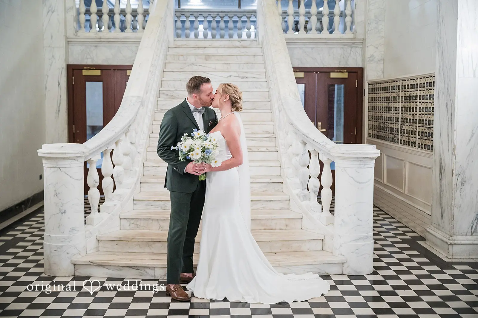 Valery + Andrew Chicago Athletic Association Wedding // Valery & Andrew -